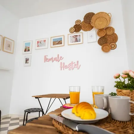 Female Distrito de Faro