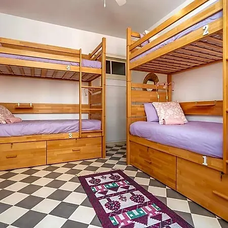 Auberge de jeunesse Female *